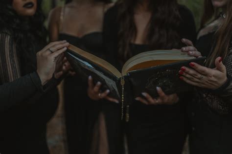 The Role of Wicca Initiation in Covens